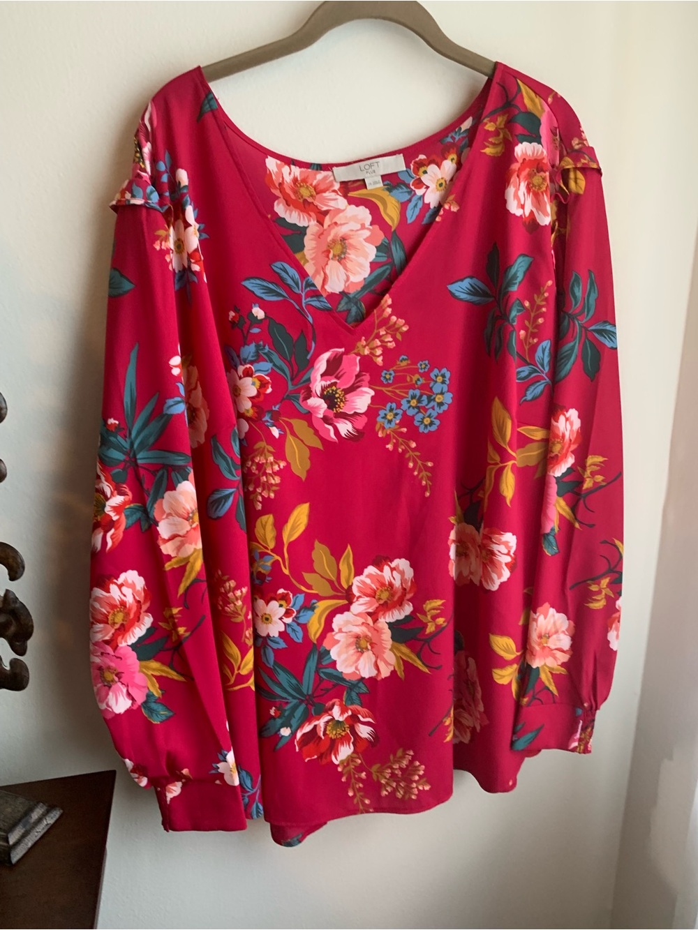 LOFT PLUS SIZE 26 FLORAL TOP